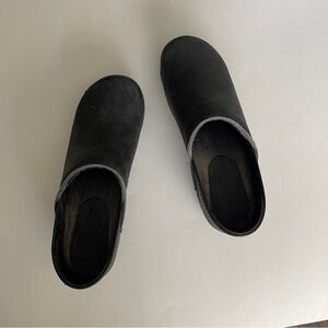 Sanita Clogs, 8.5